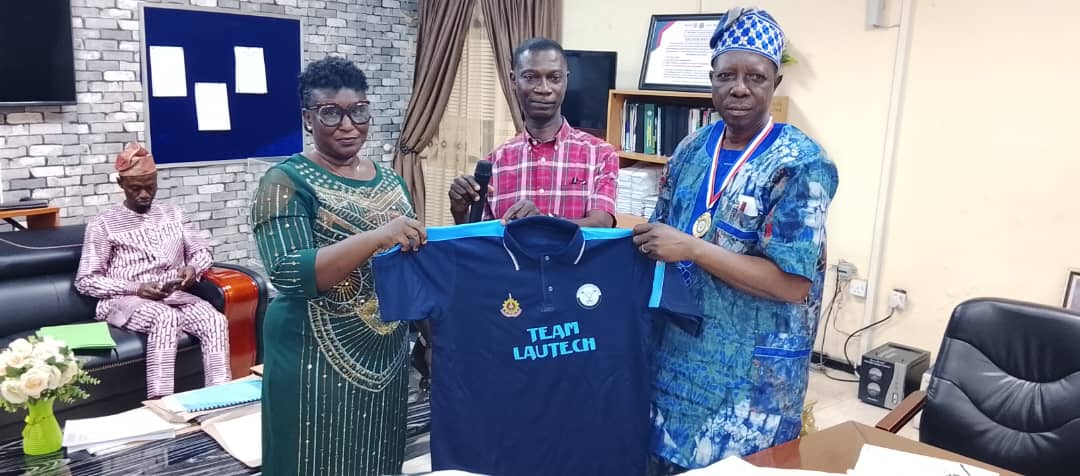 Ogbomoso Recreation Club donation of kits to LAUTECH athletes as regards Nuga games Unijos.