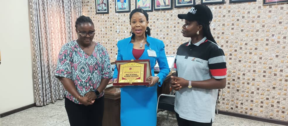 LAUTECH Registrar Receives Belated International Women’s Day Honour