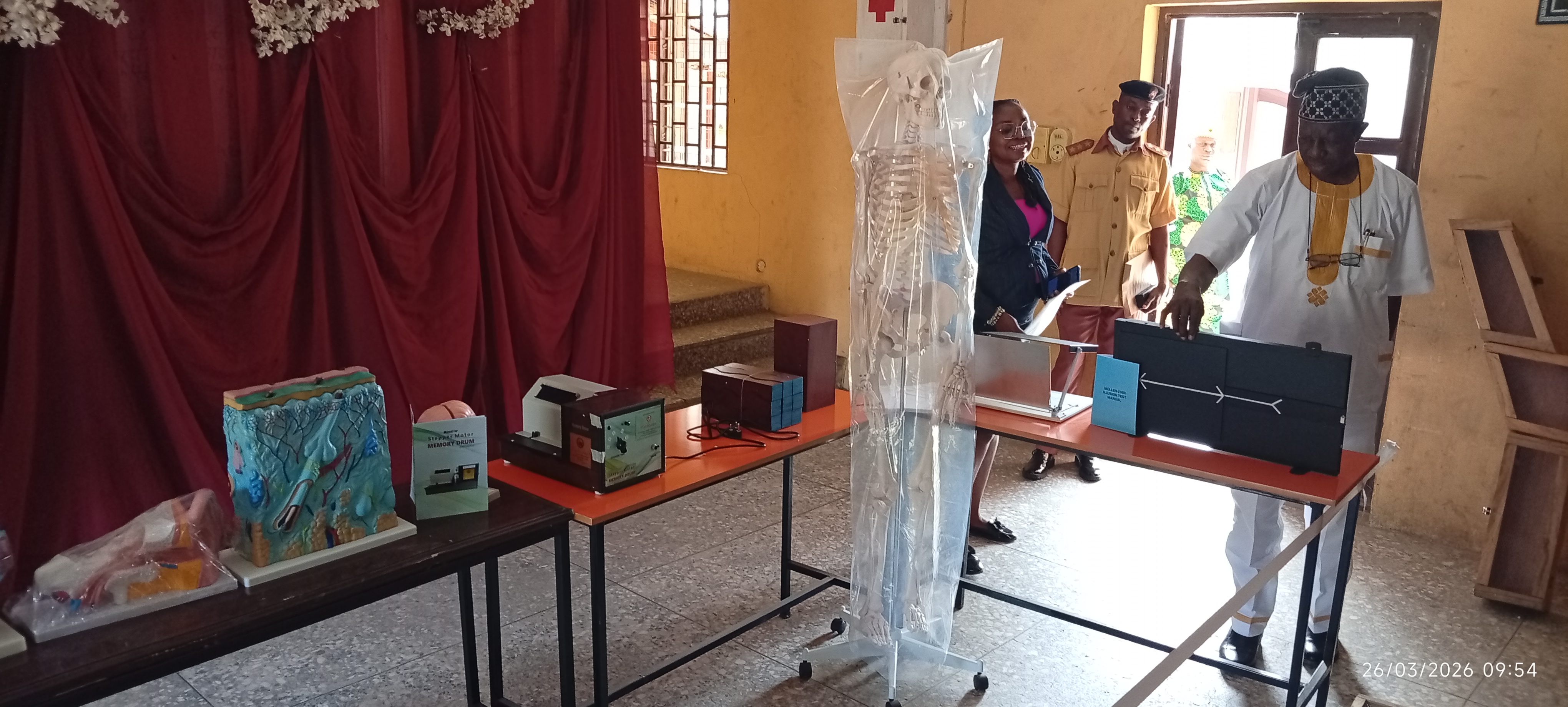 Alhaji Monsur Ayoade Ejide Donates Modern Equipment to LAUTECH Psychology Laboratory