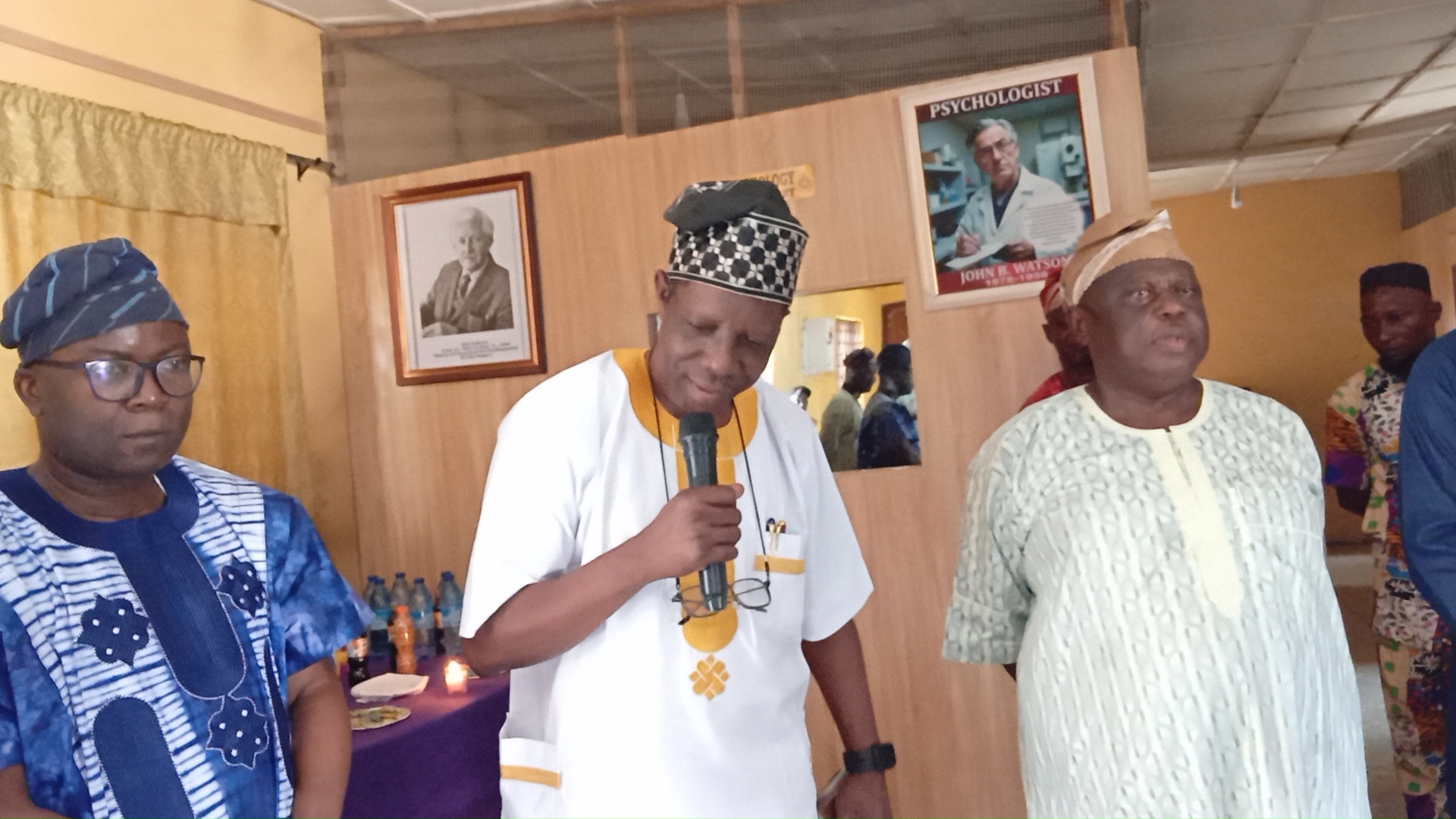 Alhaji Monsur Ayoade Ejide Donates Modern Equipment to LAUTECH Psychology Laboratory